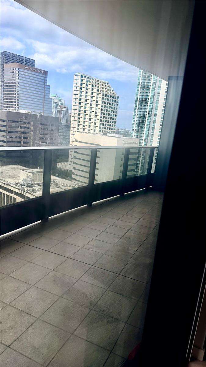 Brickell Flatiron at 1000 Brickell, Miami, FL 33131 - For Rent photo 30