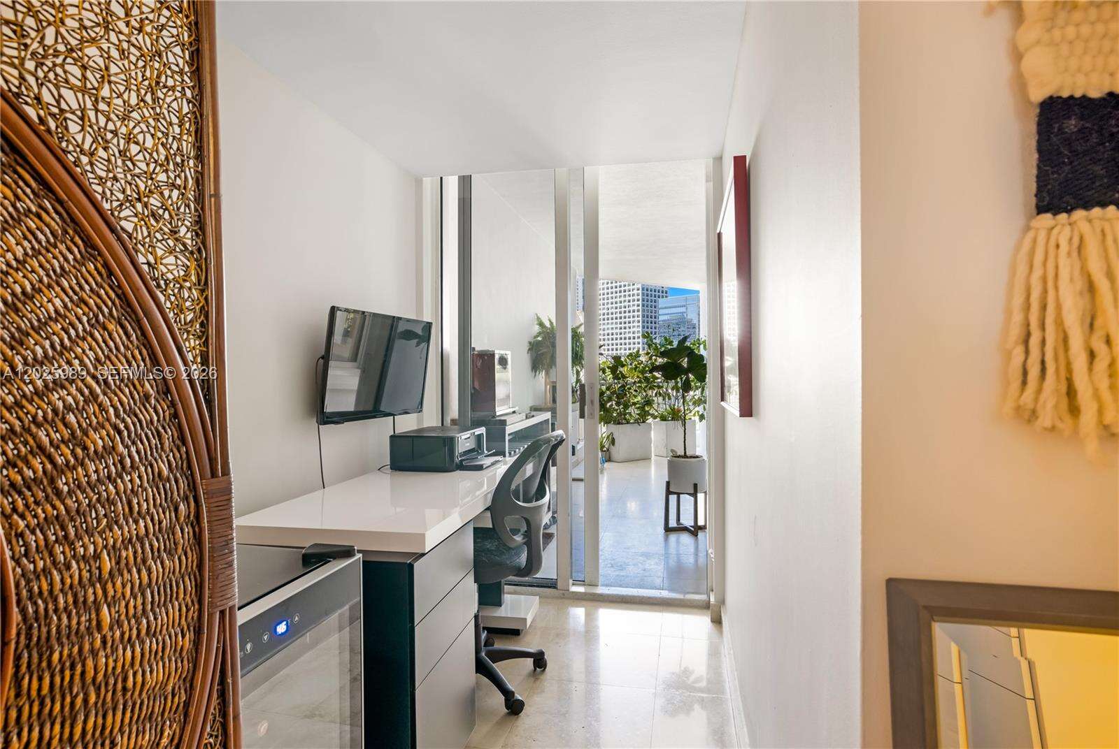 Courvoisier Courts at 701 Brickell Key Blvd, Miami, FL 33131 - For Rent photo 11