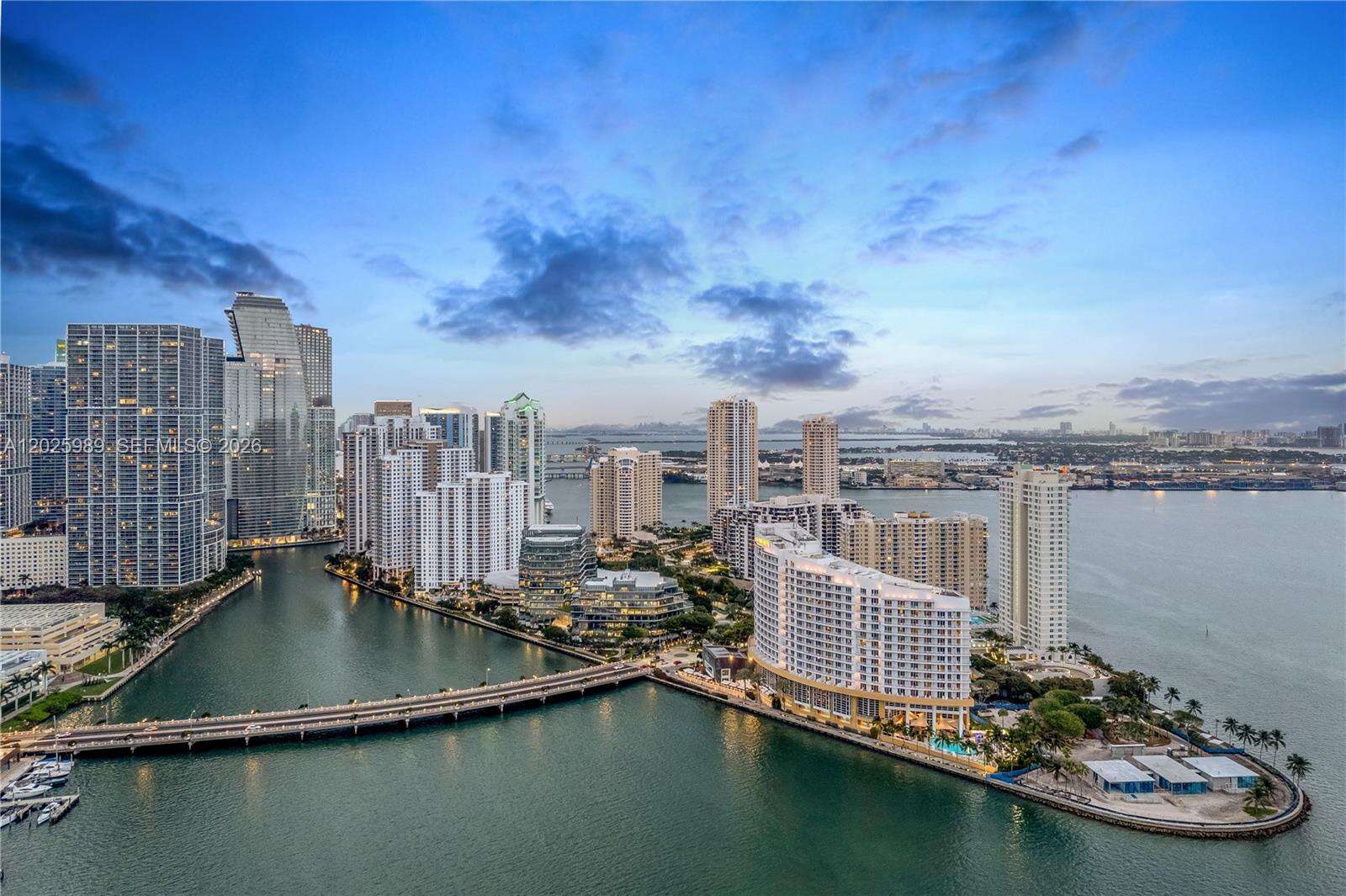 Courvoisier Courts at 701 Brickell Key Blvd, Miami, FL 33131 - For Rent photo 24