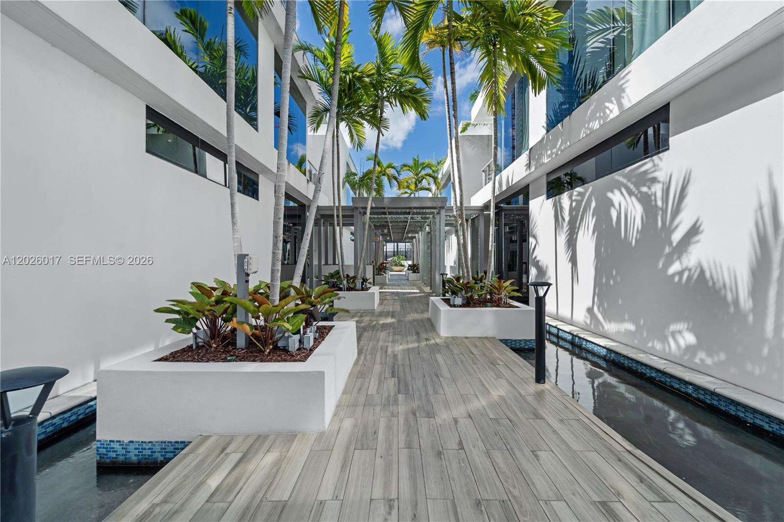 Paramount Miami Worldcenter at 851 1 Ave, Miami, FL 33132 - For Rent photo 109