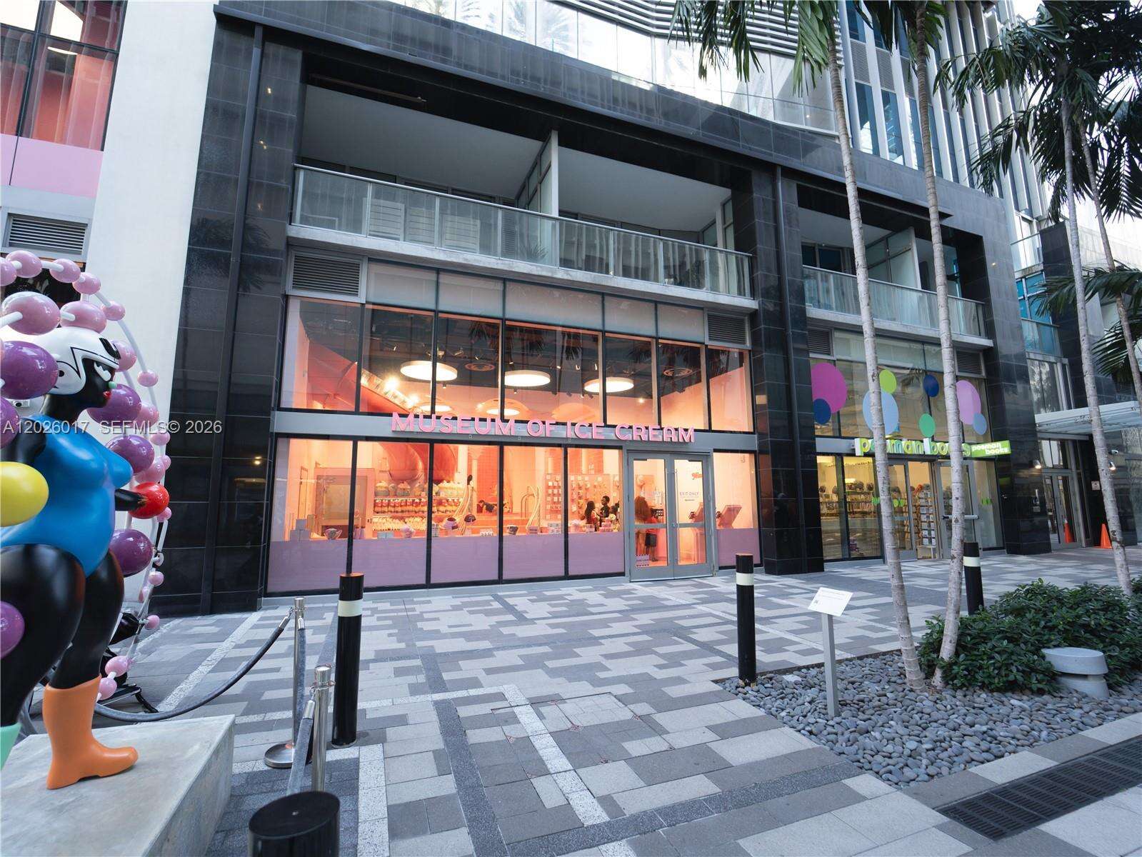 Paramount Miami Worldcenter at 851 1 Ave, Miami, FL 33132 - For Rent photo 138