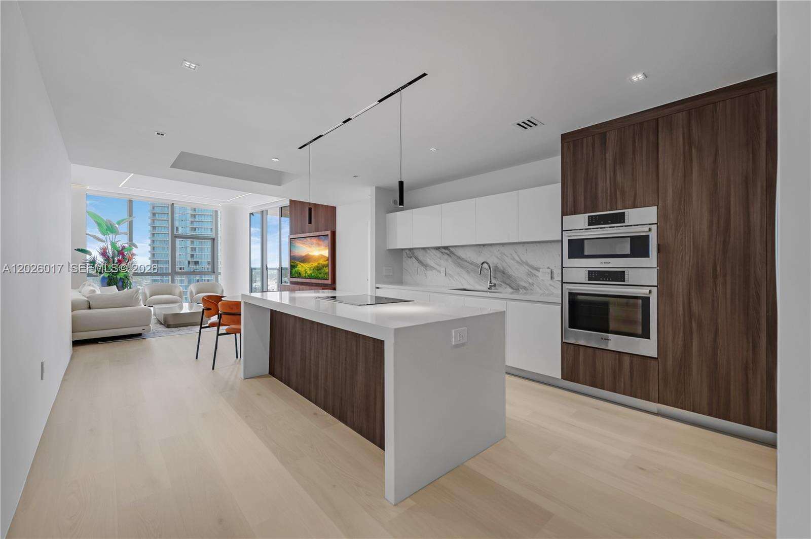 Paramount Miami Worldcenter at 851 1 Ave, Miami, FL 33132 - For Rent photo 38