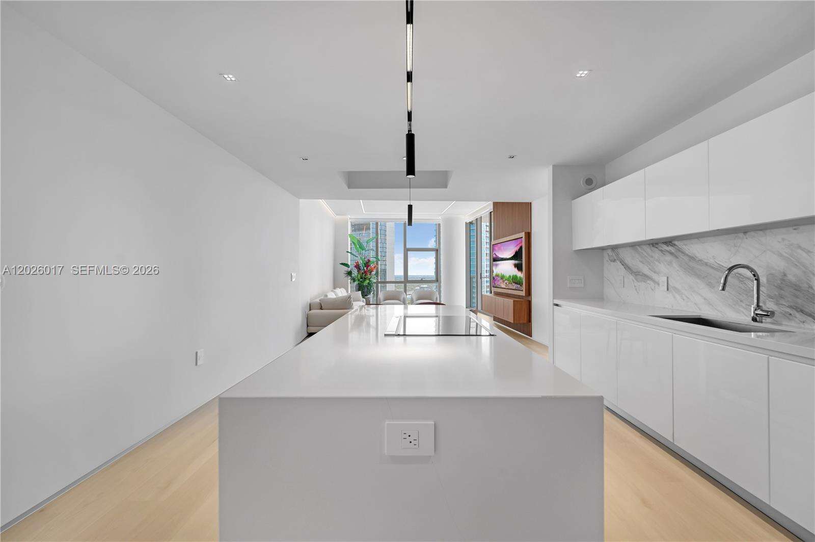 Paramount Miami Worldcenter at 851 1 Ave, Miami, FL 33132 - For Rent photo 49