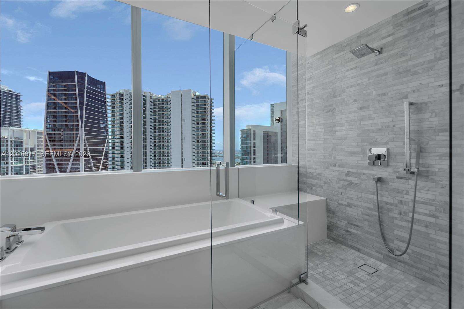 Paramount Miami Worldcenter at 851 1 Ave, Miami, FL 33132 - For Rent photo 79