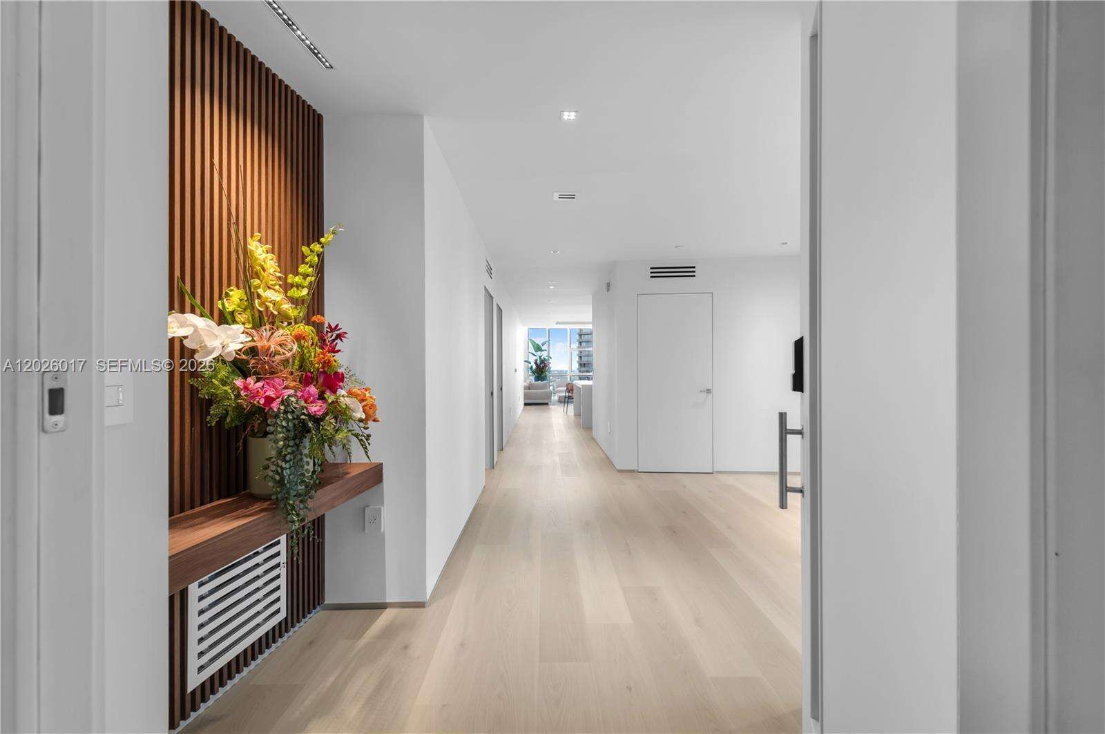 Paramount Miami Worldcenter at 851 1 Ave, Miami, FL 33132 - For Rent photo 9