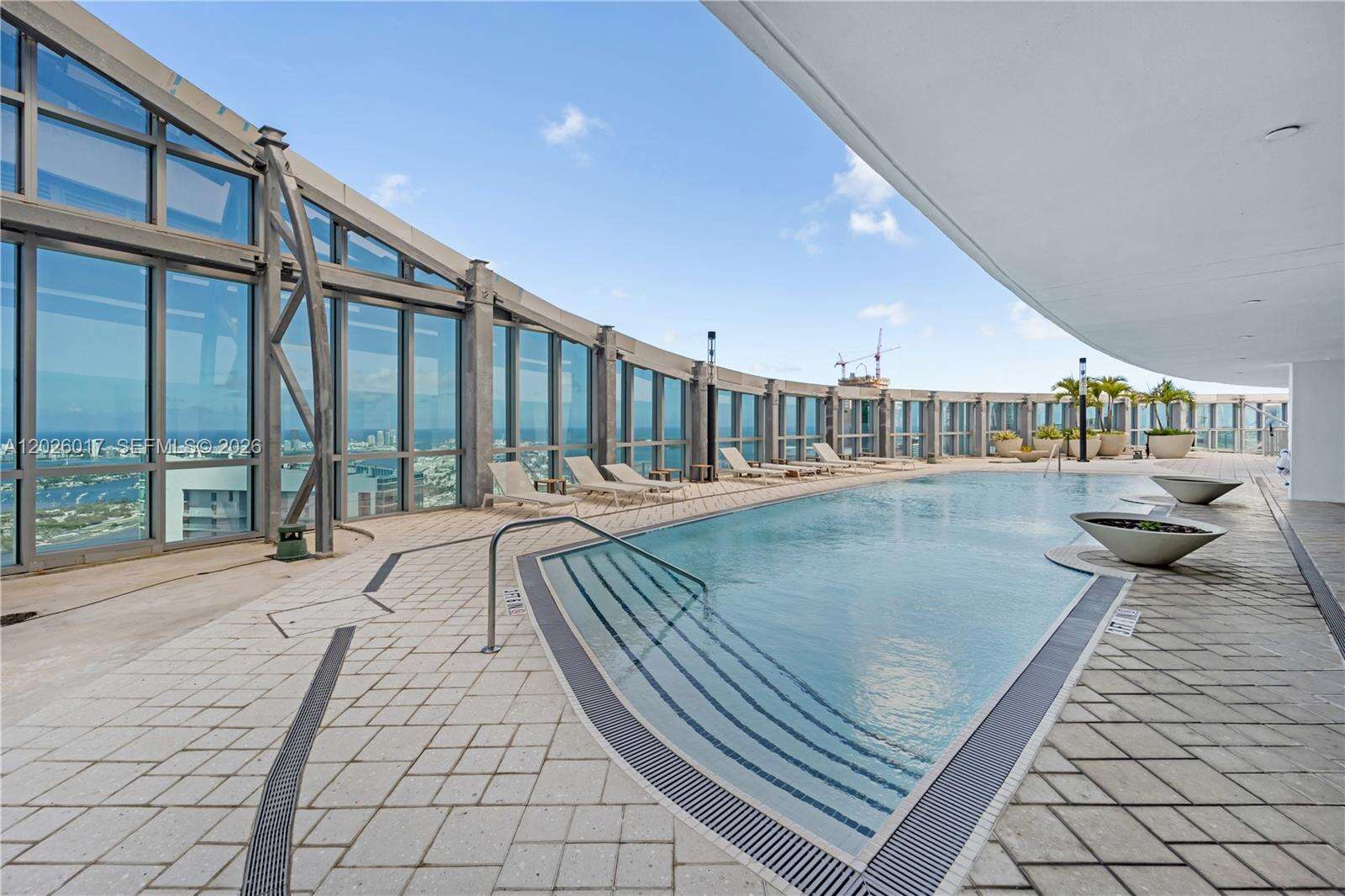 Paramount Miami Worldcenter at 851 1 Ave, Miami, FL 33132 - For Rent photo 91