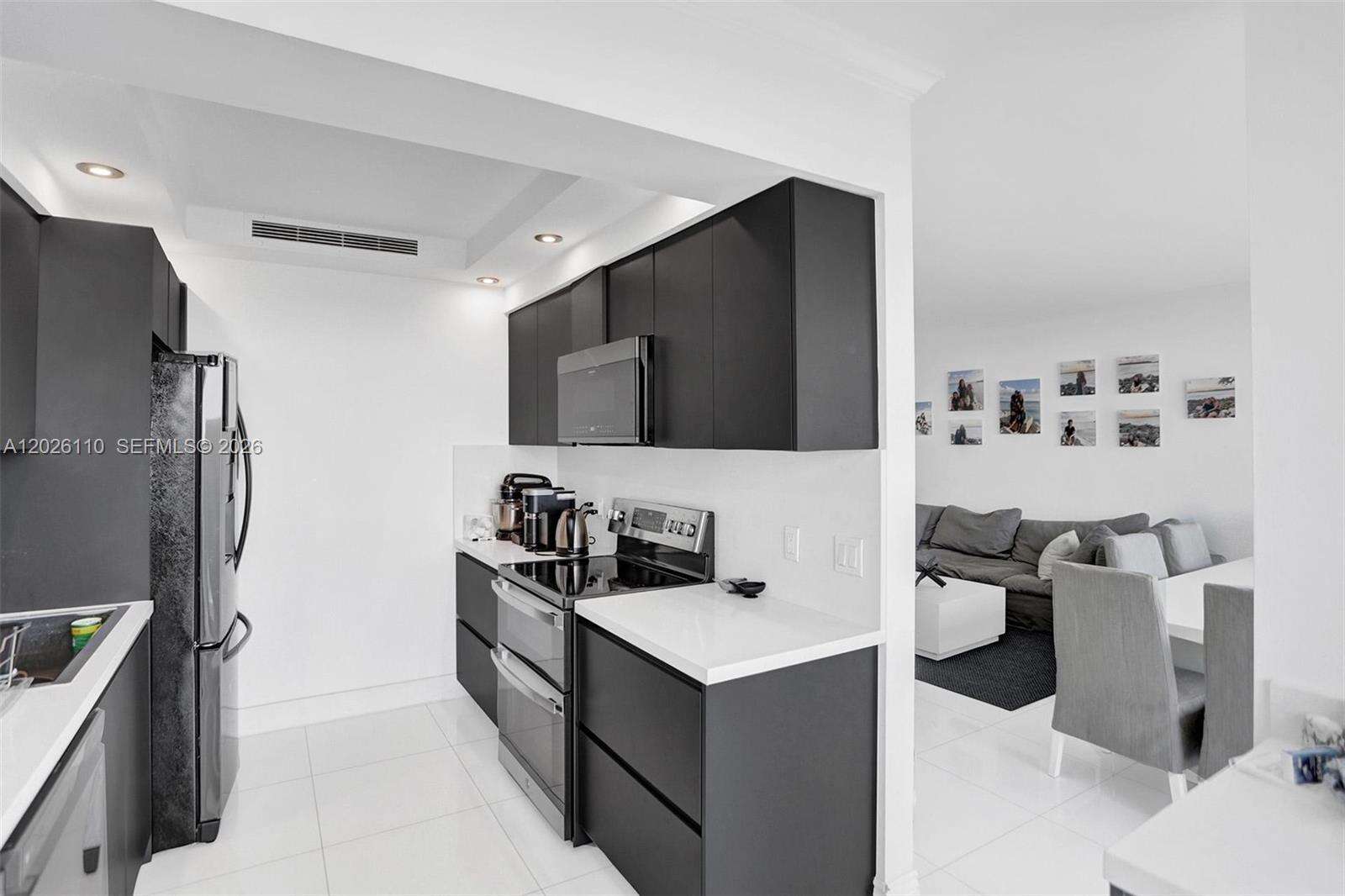 2000 Williams Island at 2000 Island Blvd, Aventura, FL 33160 - For Rent photo 5