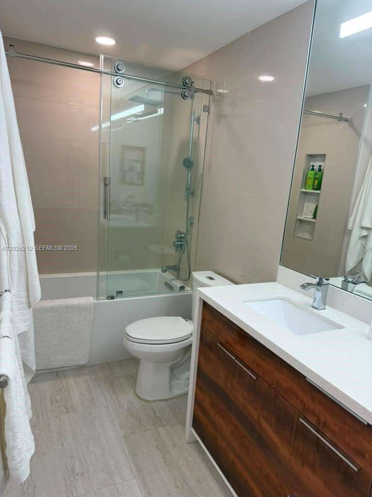 The Olympus at 2500 Parkview Dr, Hallandale Beach, FL 33009 - For Rent photo 12
