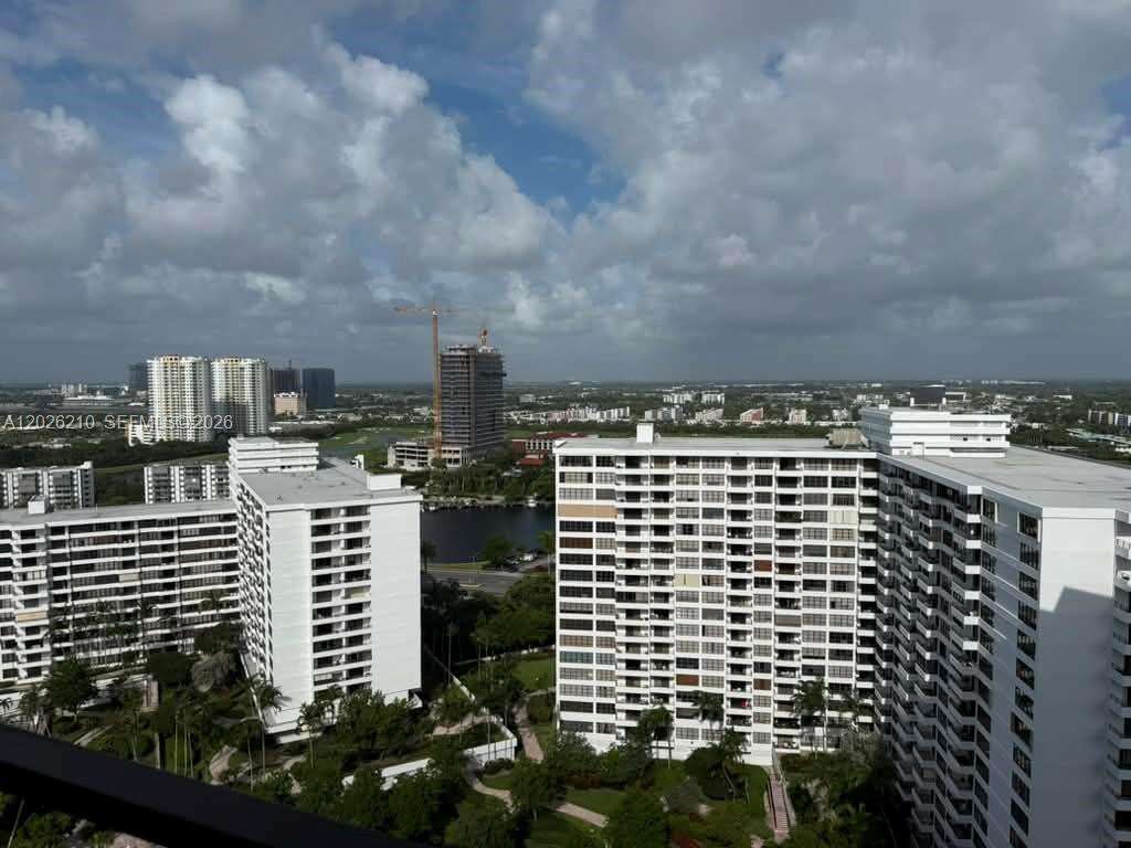 The Olympus at 2500 Parkview Dr, Hallandale Beach, FL 33009 - For Rent photo 22