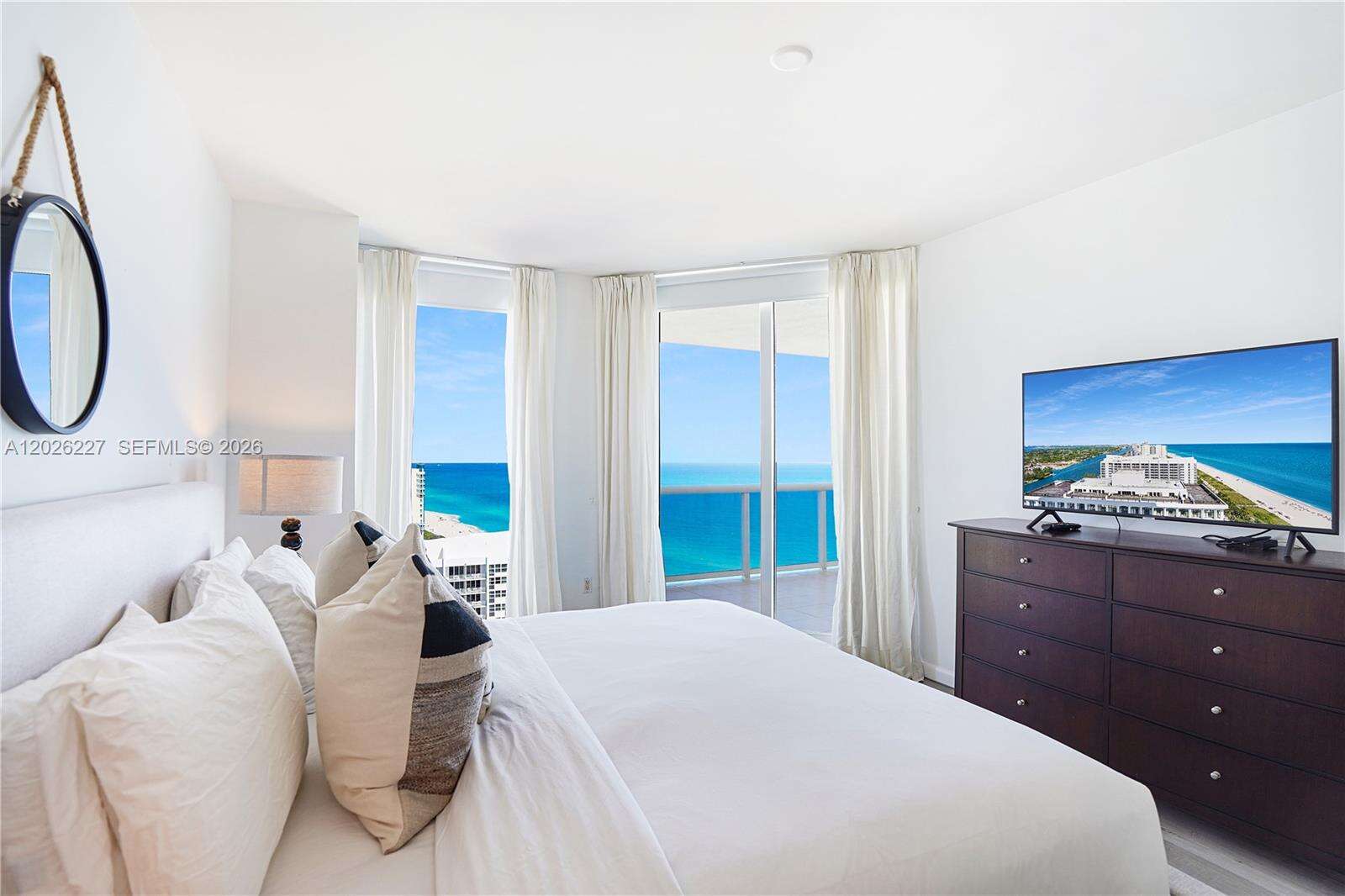 Blue Diamond at 4779 Collins Ave, Miami Beach, FL 33140 - For Rent photo 23