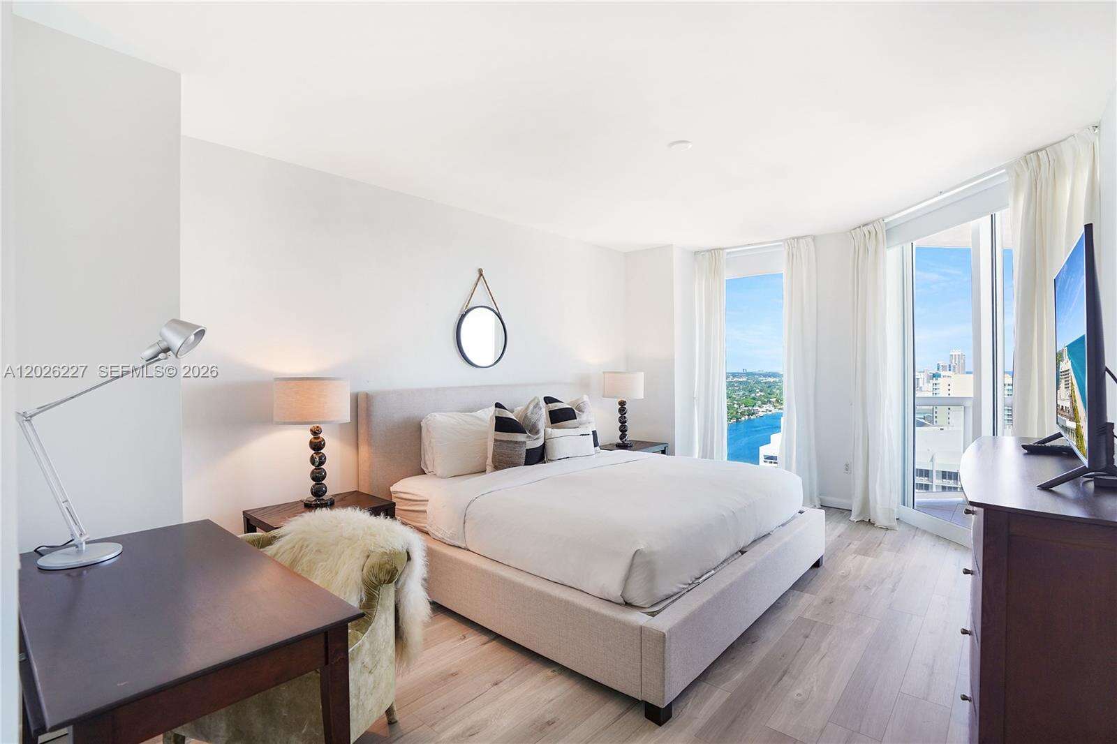 Blue Diamond at 4779 Collins Ave, Miami Beach, FL 33140 - For Rent photo 24