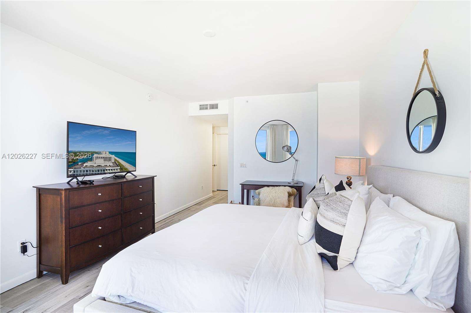 Blue Diamond at 4779 Collins Ave, Miami Beach, FL 33140 - For Rent photo 26