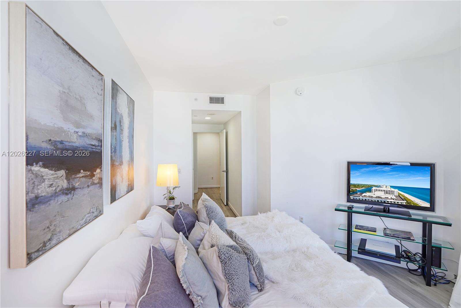 Blue Diamond at 4779 Collins Ave, Miami Beach, FL 33140 - For Rent photo 34