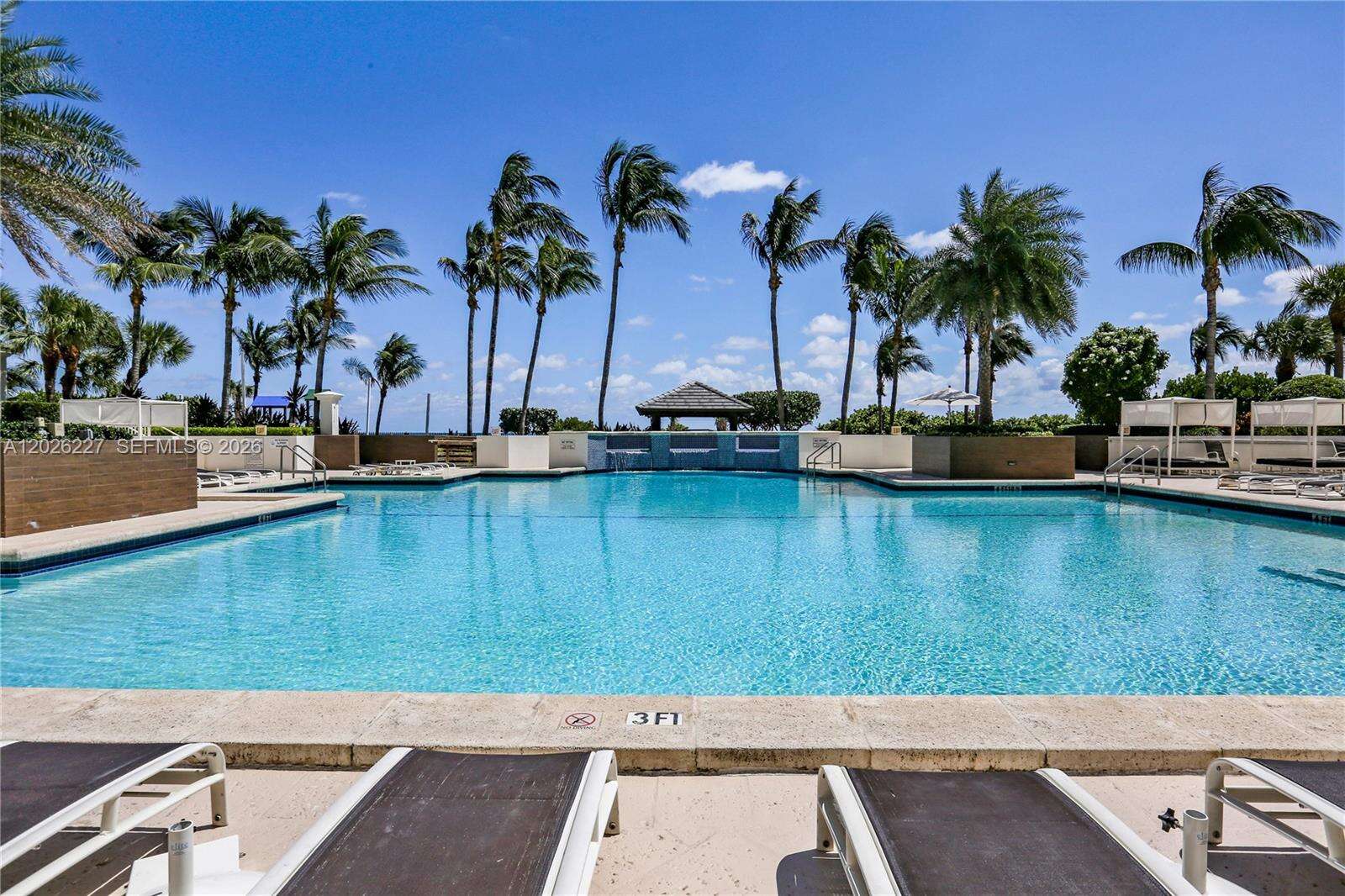 Blue Diamond at 4779 Collins Ave, Miami Beach, FL 33140 - For Rent photo 43