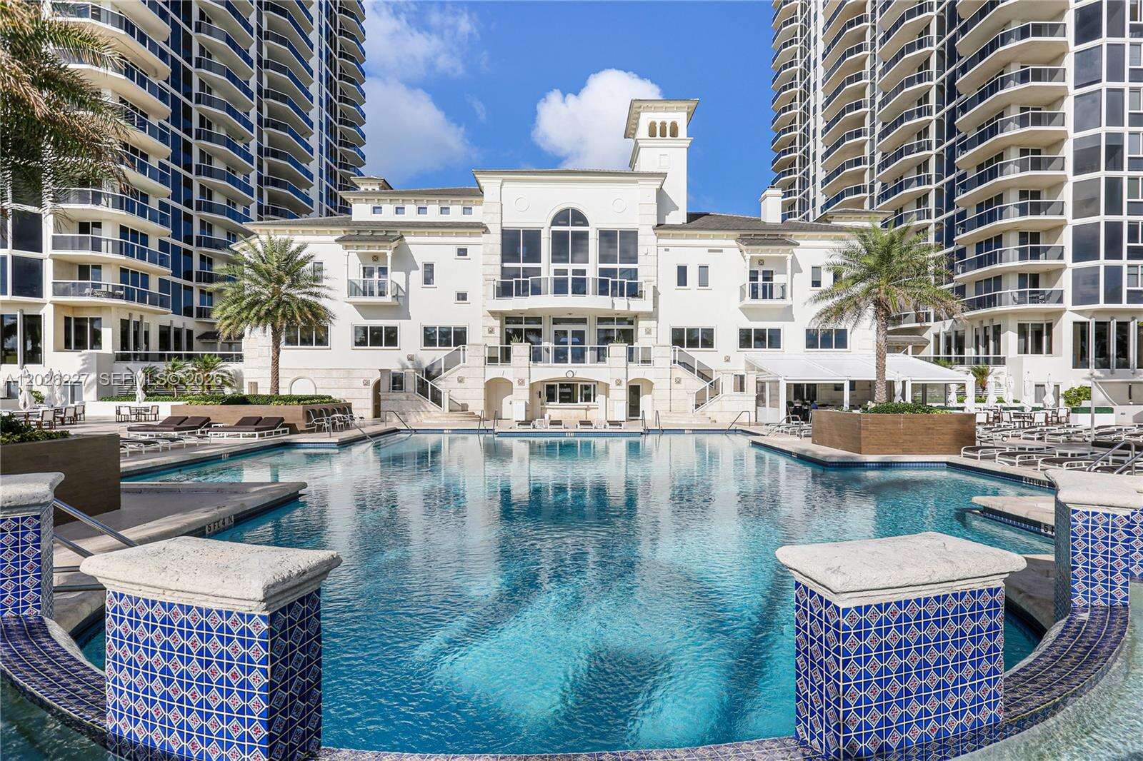 Blue Diamond at 4779 Collins Ave, Miami Beach, FL 33140 - For Rent photo 54