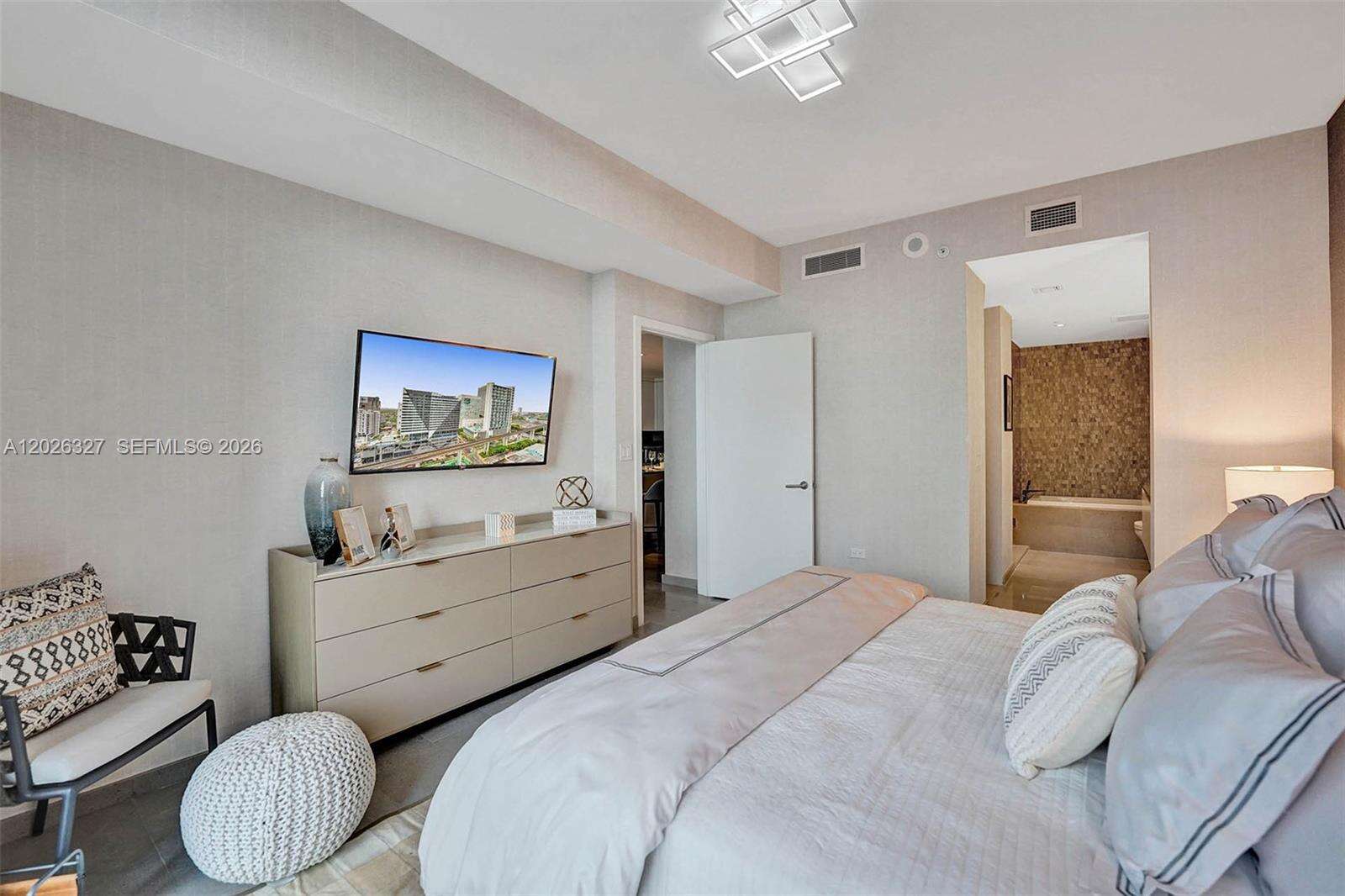 Rise Brickell at 88 7 St, Miami, FL 33130 - For Rent photo 35