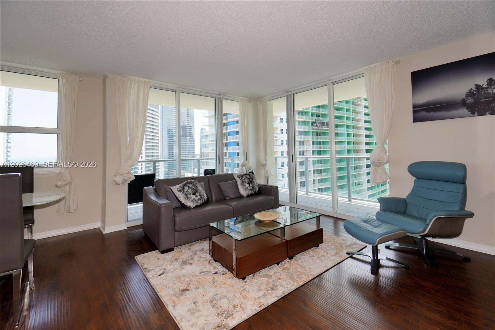 The Mark On Brickell at 1155 Brickell Bay Dr, Miami, FL 33131 - For Rent photo 5