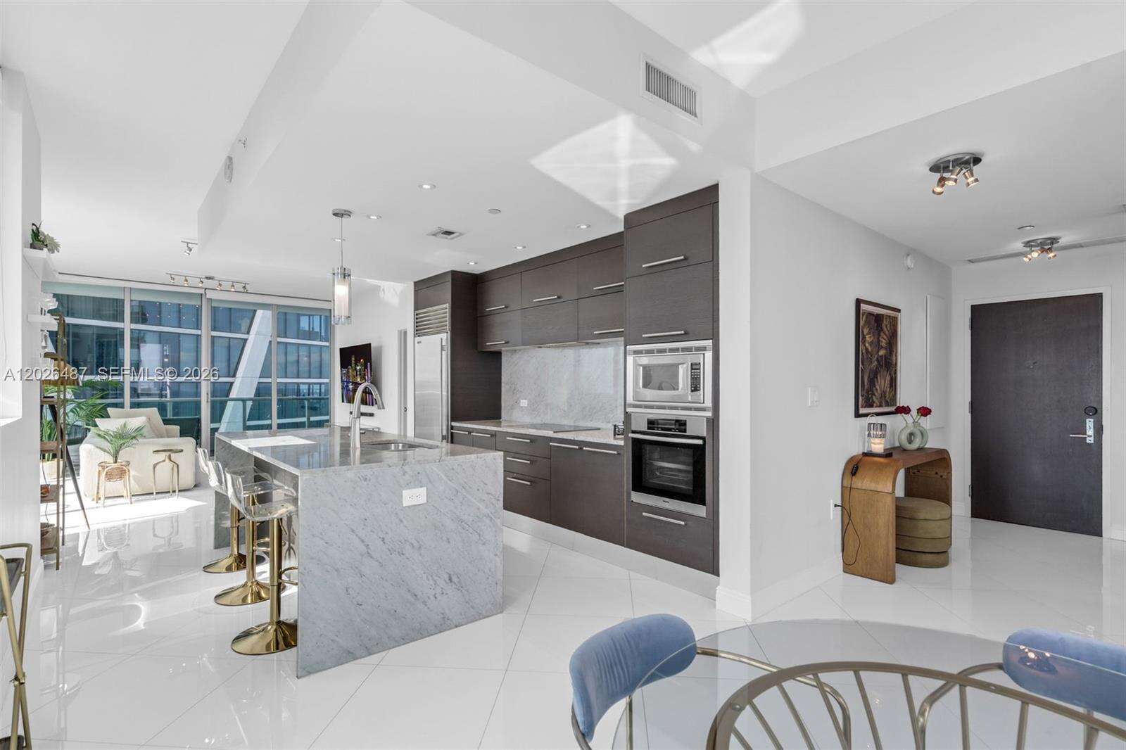 900 Biscayne at 900 Biscayne Blvd, Miami, FL 33132 - For Rent photo 5