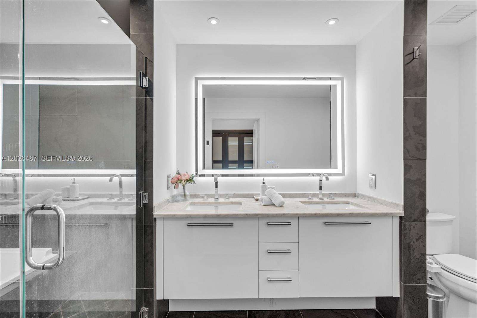 900 Biscayne at 900 Biscayne Blvd, Miami, FL 33132 - For Rent photo 9