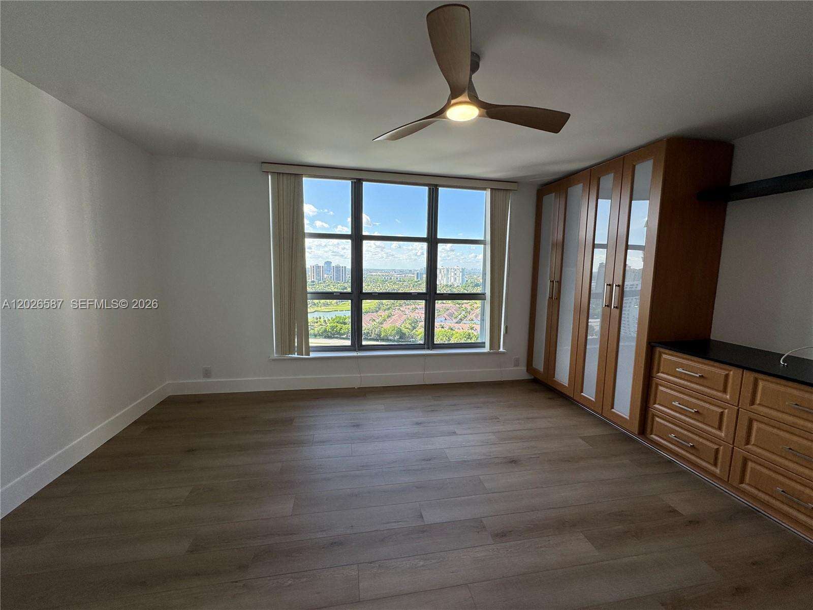 Mystic Pointe Tower 500 at 3530 Mystic Pointe Dr, Aventura, FL 33180 - For Rent photo 38