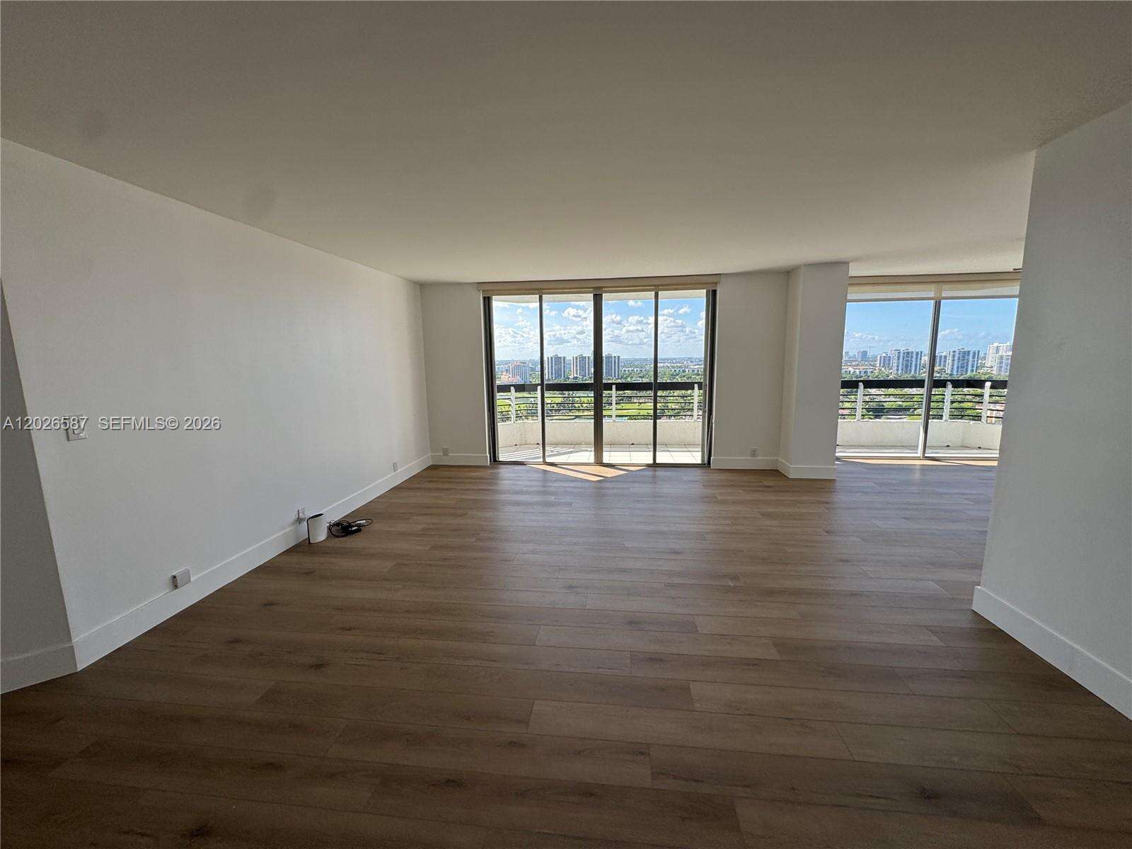 Mystic Pointe Tower 500 at 3530 Mystic Pointe Dr, Aventura, FL 33180 - For Rent photo 39