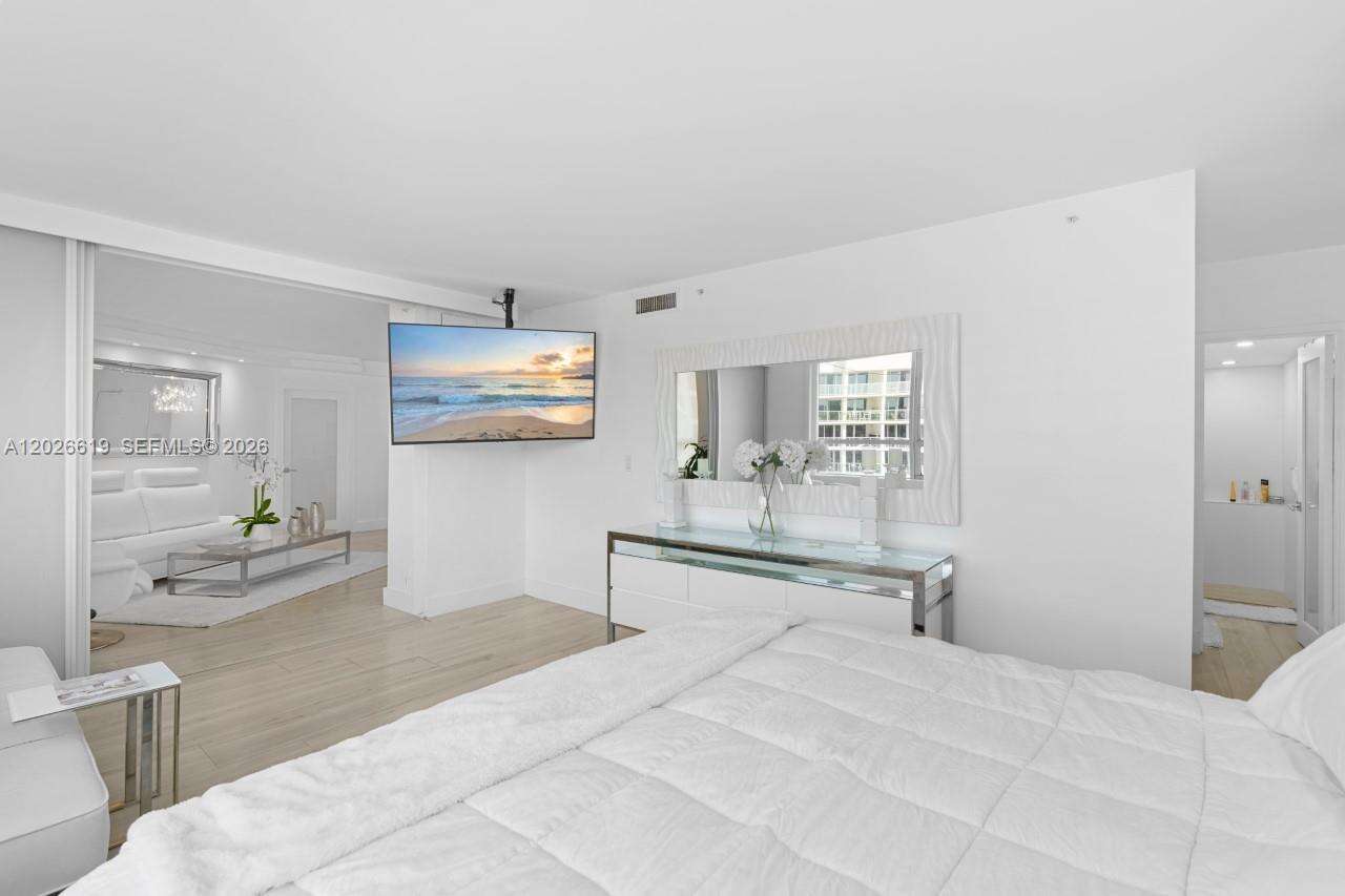 Flamingo South Beach at 1500 Bay Rd, Miami Beach, FL 33139 - For Rent photo 2