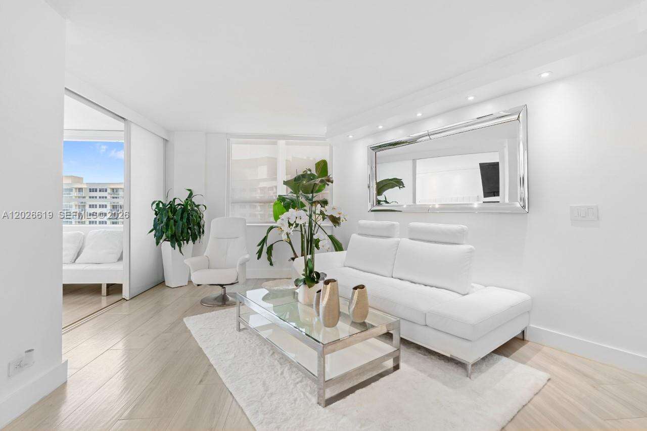 Flamingo South Beach at 1500 Bay Rd, Miami Beach, FL 33139 - For Rent photo 13