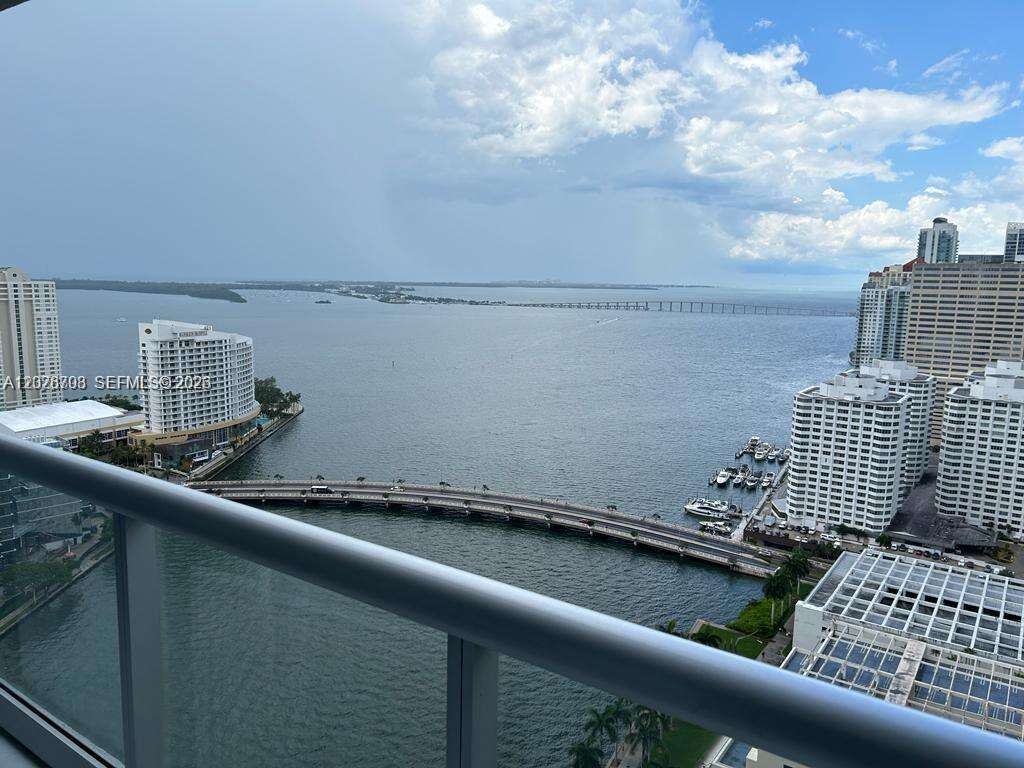 Icon Brickell 2 at 495 Brickell Ave, Miami, FL 33131 - For Rent photo 1