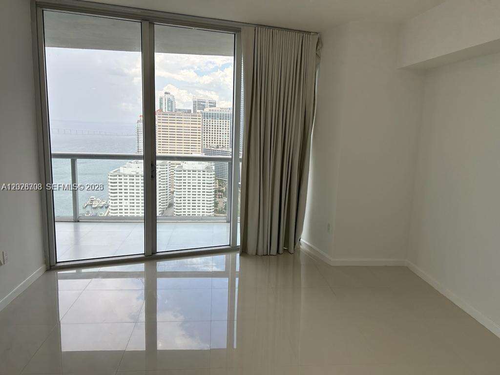 Icon Brickell 2 at 495 Brickell Ave, Miami, FL 33131 - For Rent photo 11