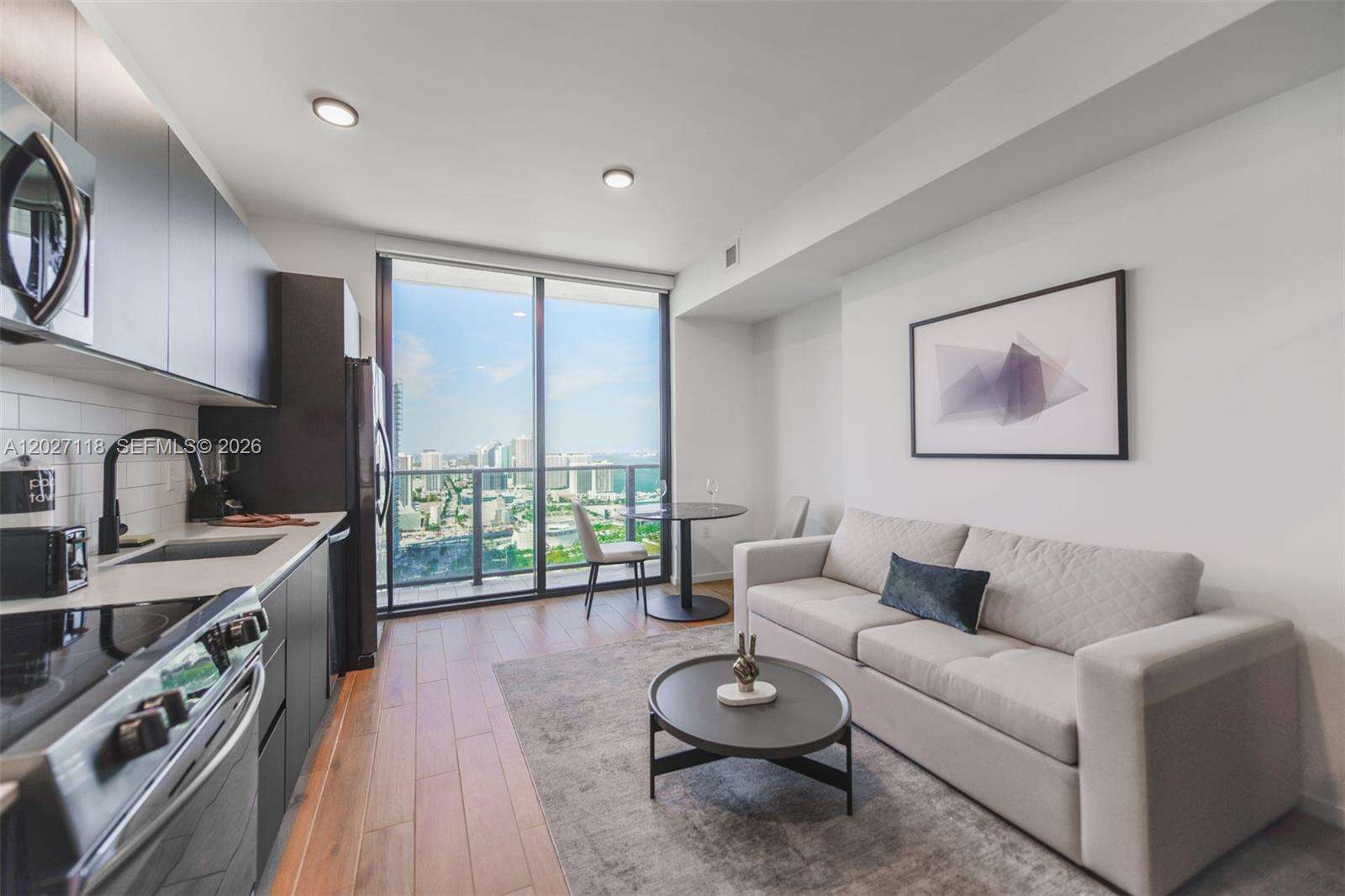 The Elser at 398 5 St, Miami, FL 33132 - For Rent photo 1
