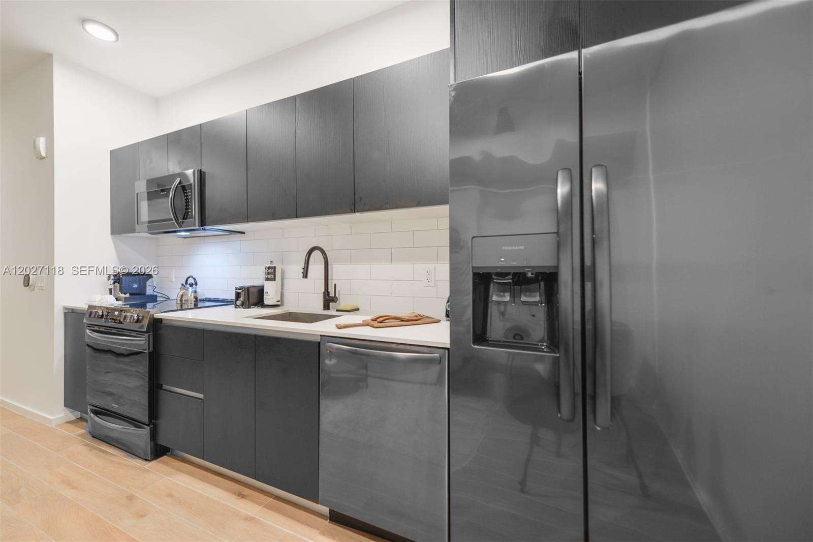 The Elser at 398 5 St, Miami, FL 33132 - For Rent photo 10