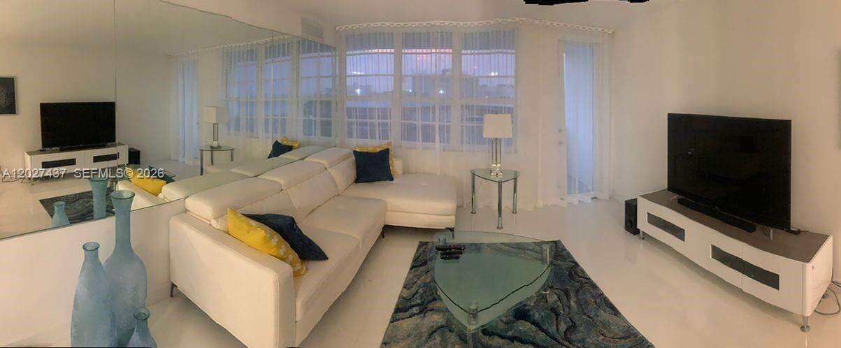 Decoplage at 100 Lincoln Rd, Miami Beach, FL 33139 - For Rent photo 6