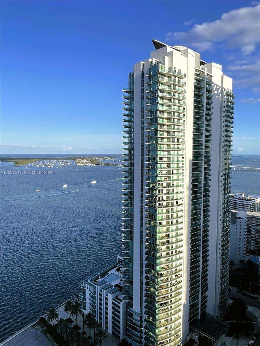 The Club At Brickell Bay at 1200 Brickell Bay Dr, Miami, FL 33131 - For Rent photo 13
