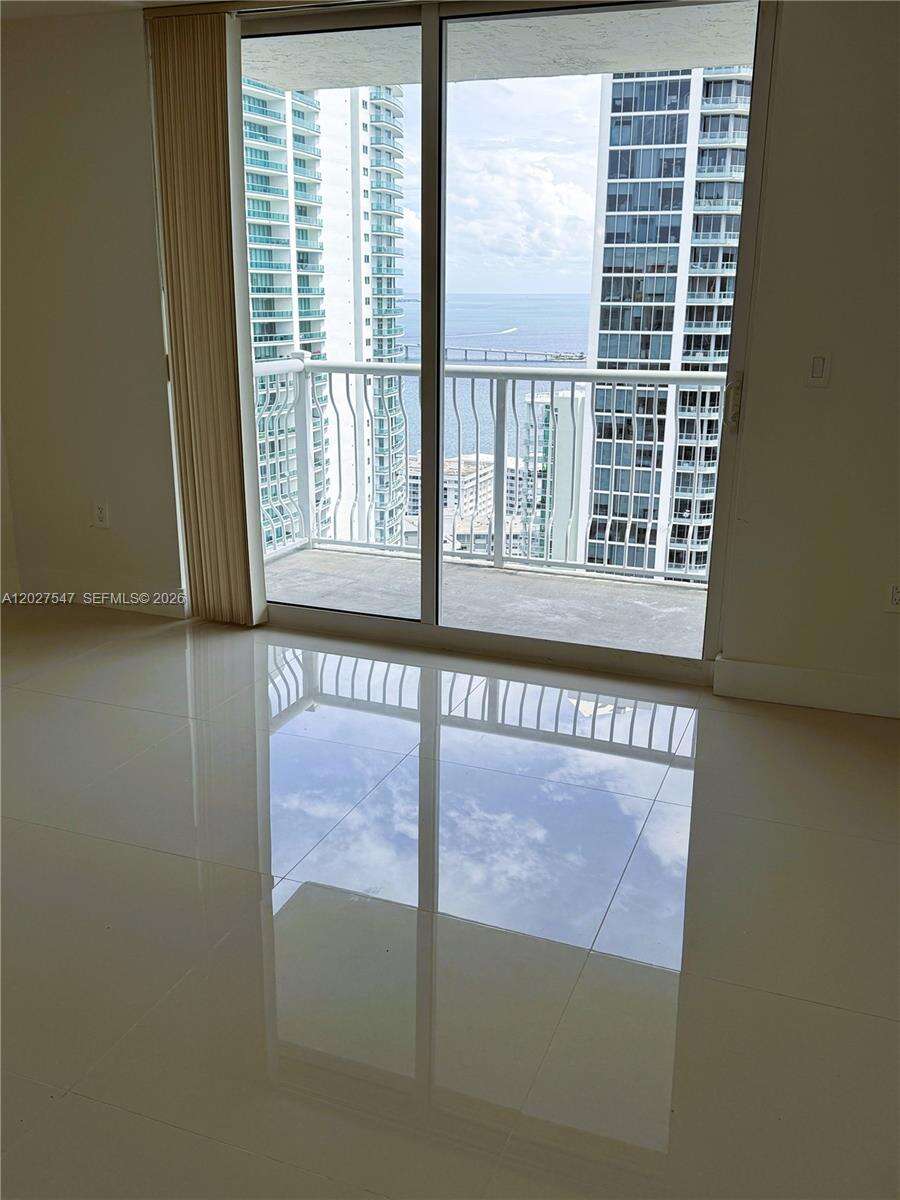 The Club At Brickell Bay at 1200 Brickell Bay Dr, Miami, FL 33131 - For Rent photo 10
