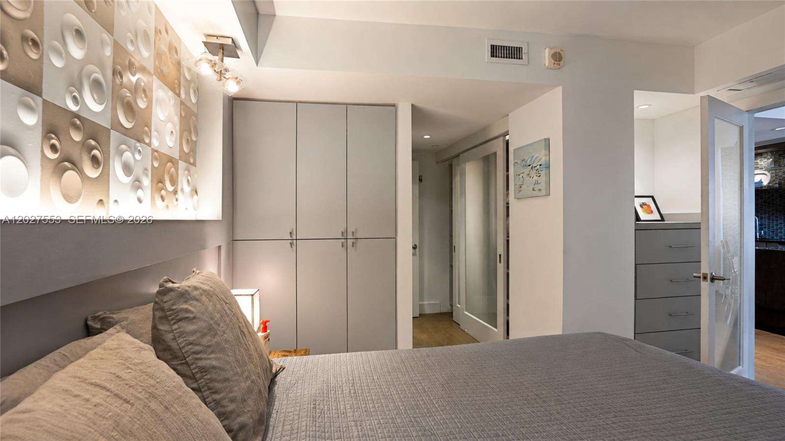 Decoplage at 100 Lincoln Rd, Miami Beach, FL 33139 - For Rent photo 13