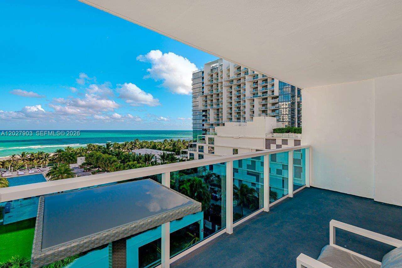 Roney Palace at 2301 Collins Ave, Miami Beach, FL 33139 - For Rent photo 11