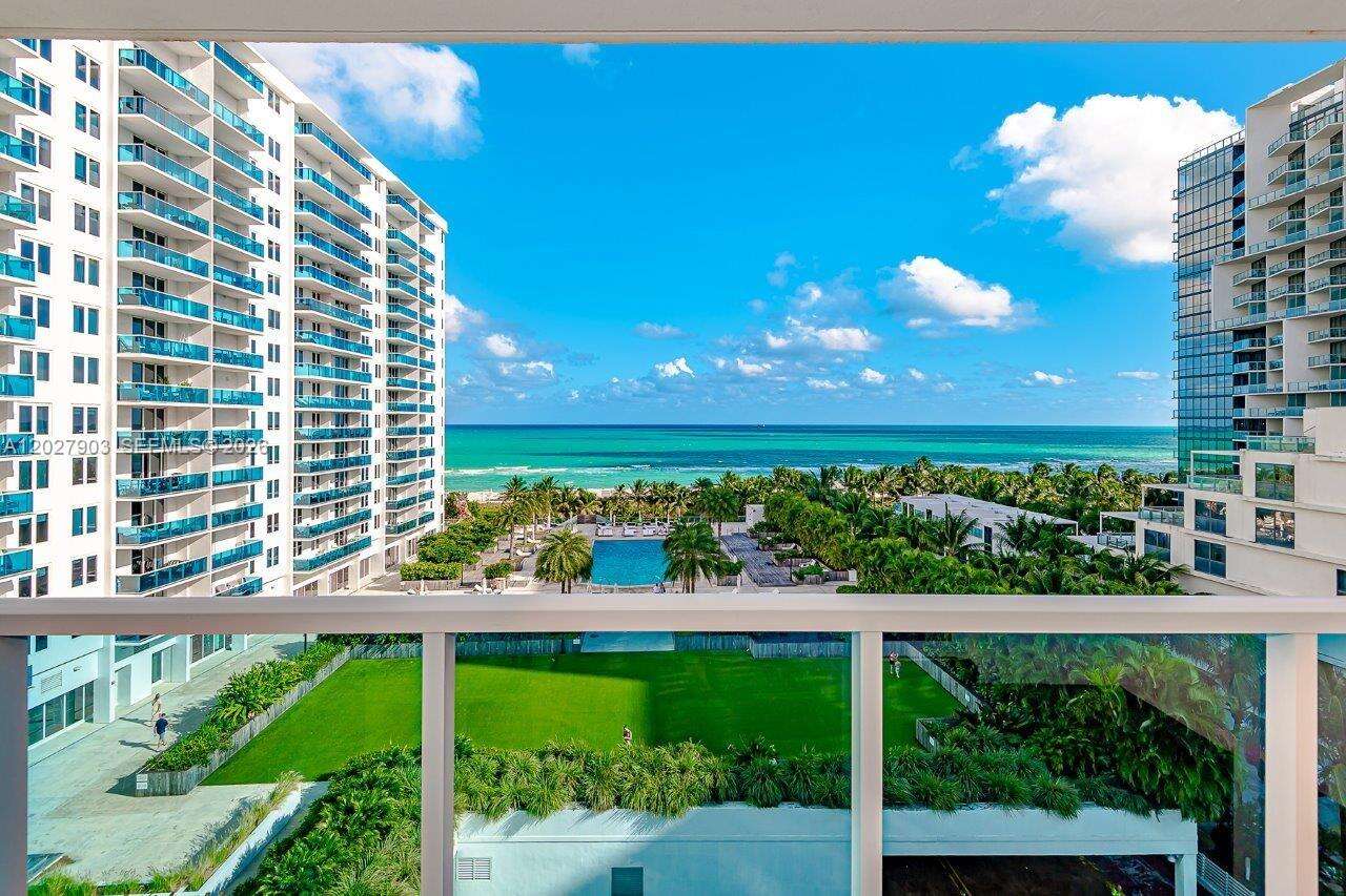 Roney Palace at 2301 Collins Ave, Miami Beach, FL 33139 - For Rent photo 12
