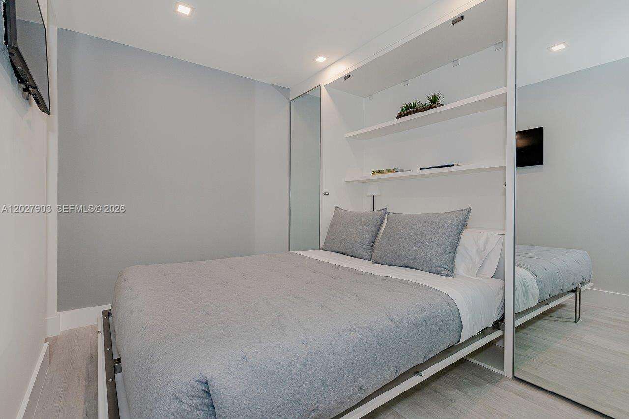 Roney Palace at 2301 Collins Ave, Miami Beach, FL 33139 - For Rent photo 29
