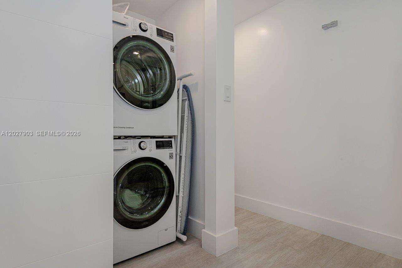 Roney Palace at 2301 Collins Ave, Miami Beach, FL 33139 - For Rent photo 9