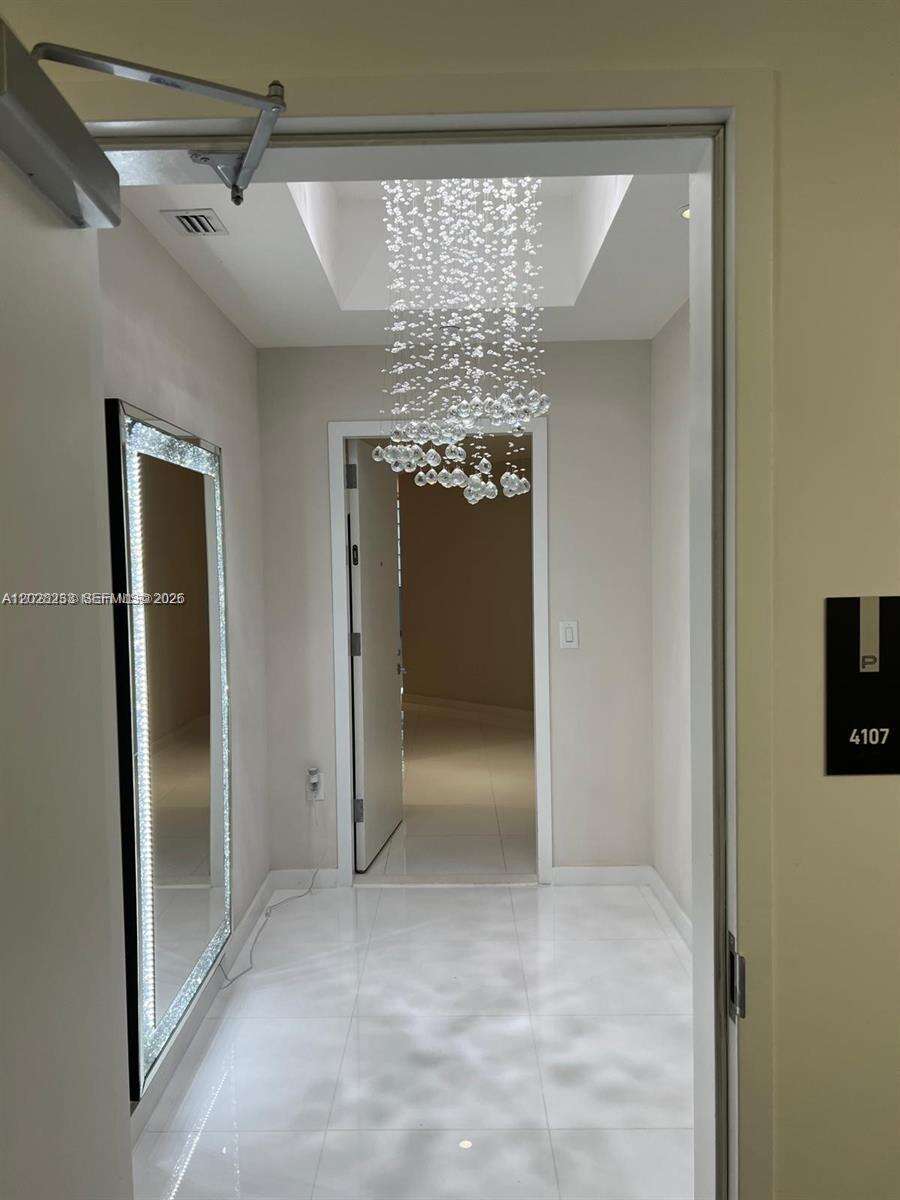 Paramount Miami Worldcenter at 851 1 Ave, Miami, FL 33132 - For Rent photo 8