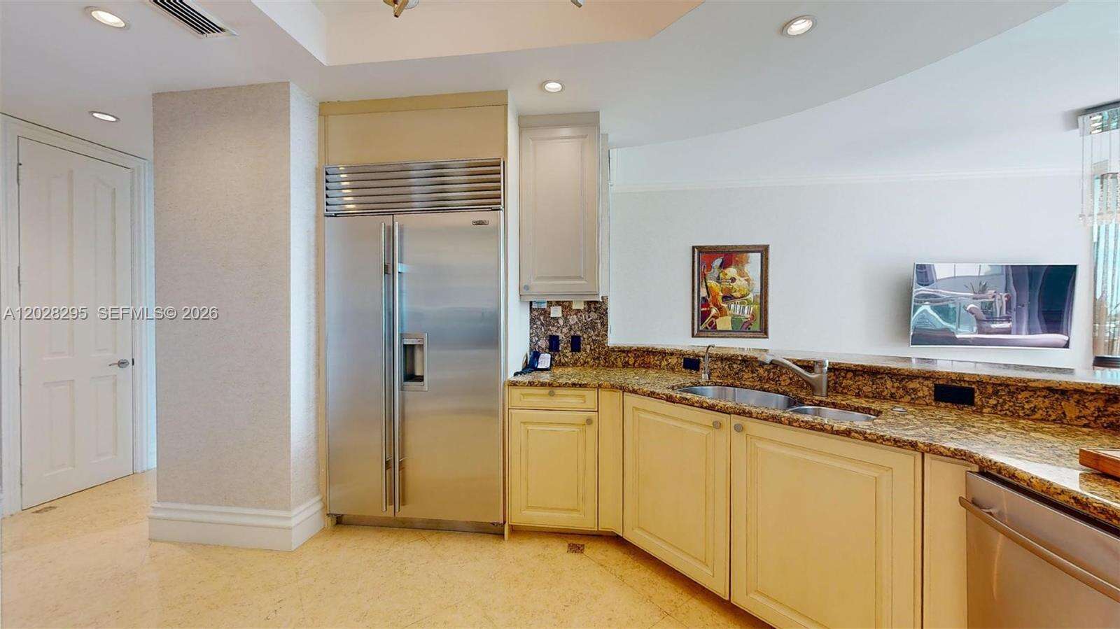 The Ritz Carlton Condos For Sale & Rent at 10295 Collins Ave, Bal Harbour, FL 33154 - For Rent photo 30