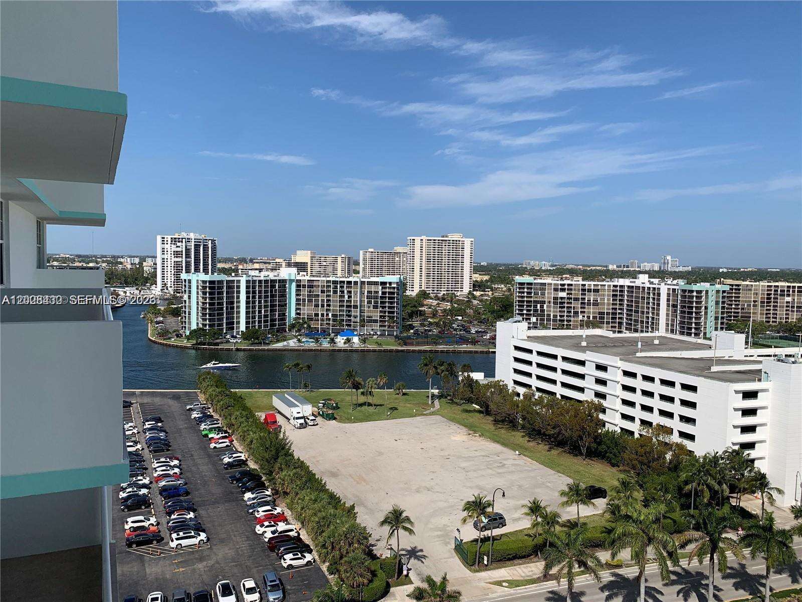 Sea Air Towers at 3725 Ocean Dr, Hollywood, FL 33019 - For Rent photo 3