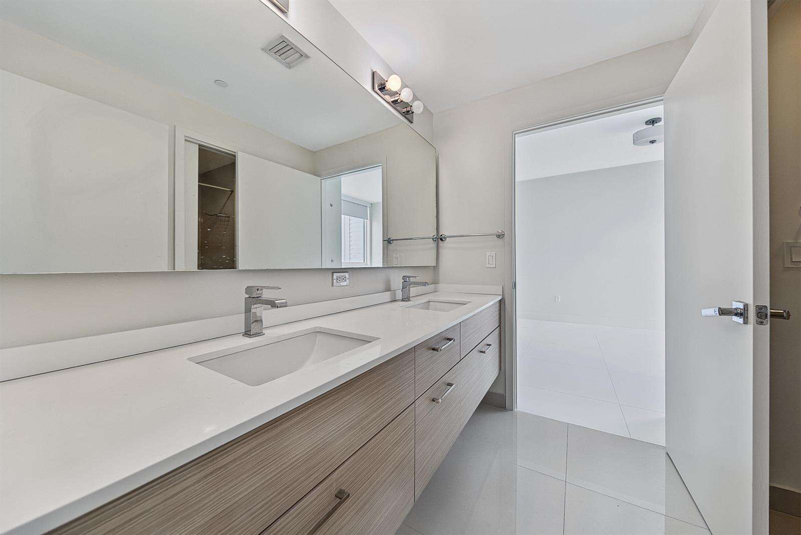 Bay House at 600 27, Miami, FL 33137 - For Rent photo 33