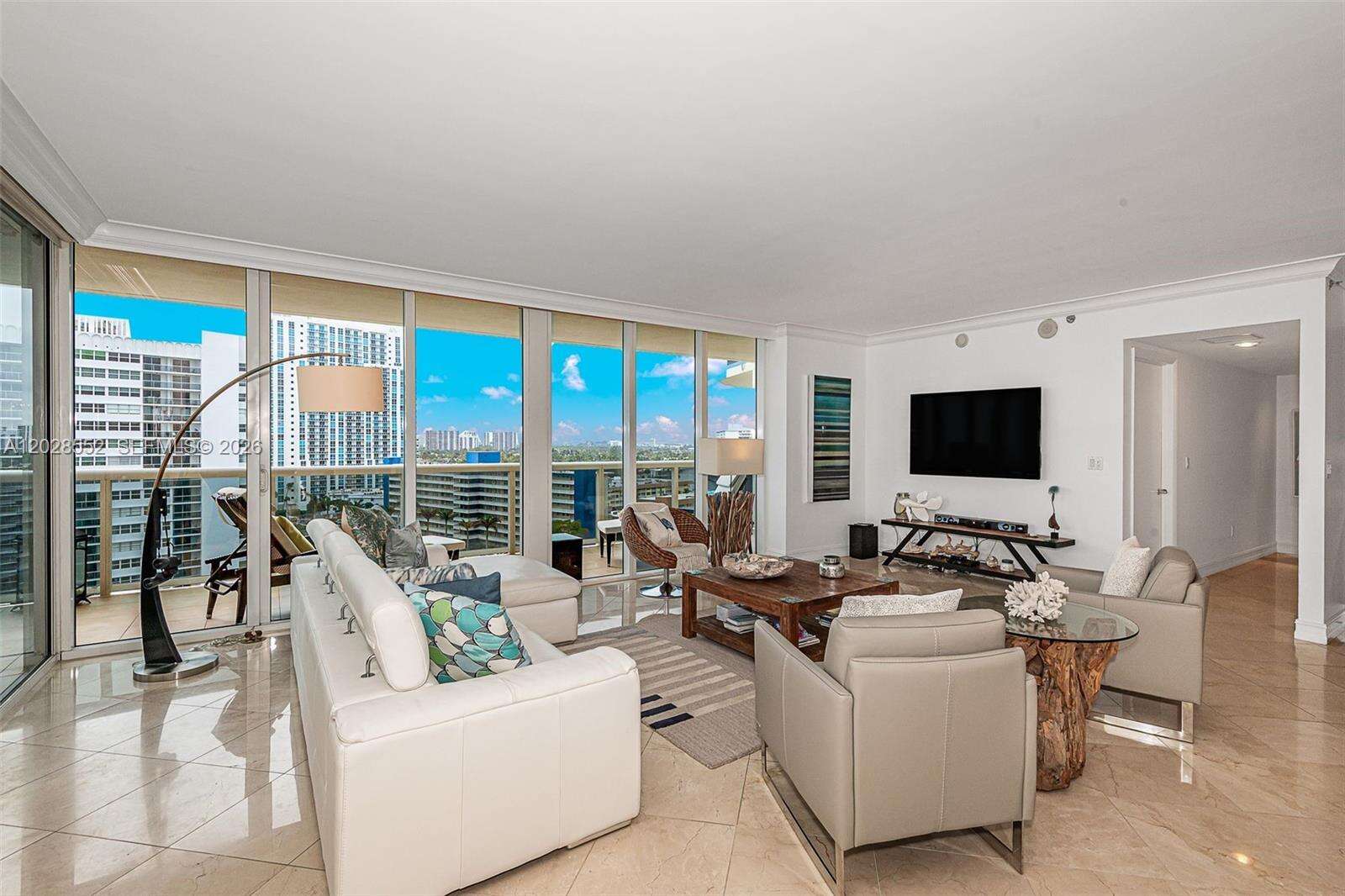 The Beach Club at 1850 Ocean Dr, Hallandale Beach, FL 33009 - For Rent photo 14