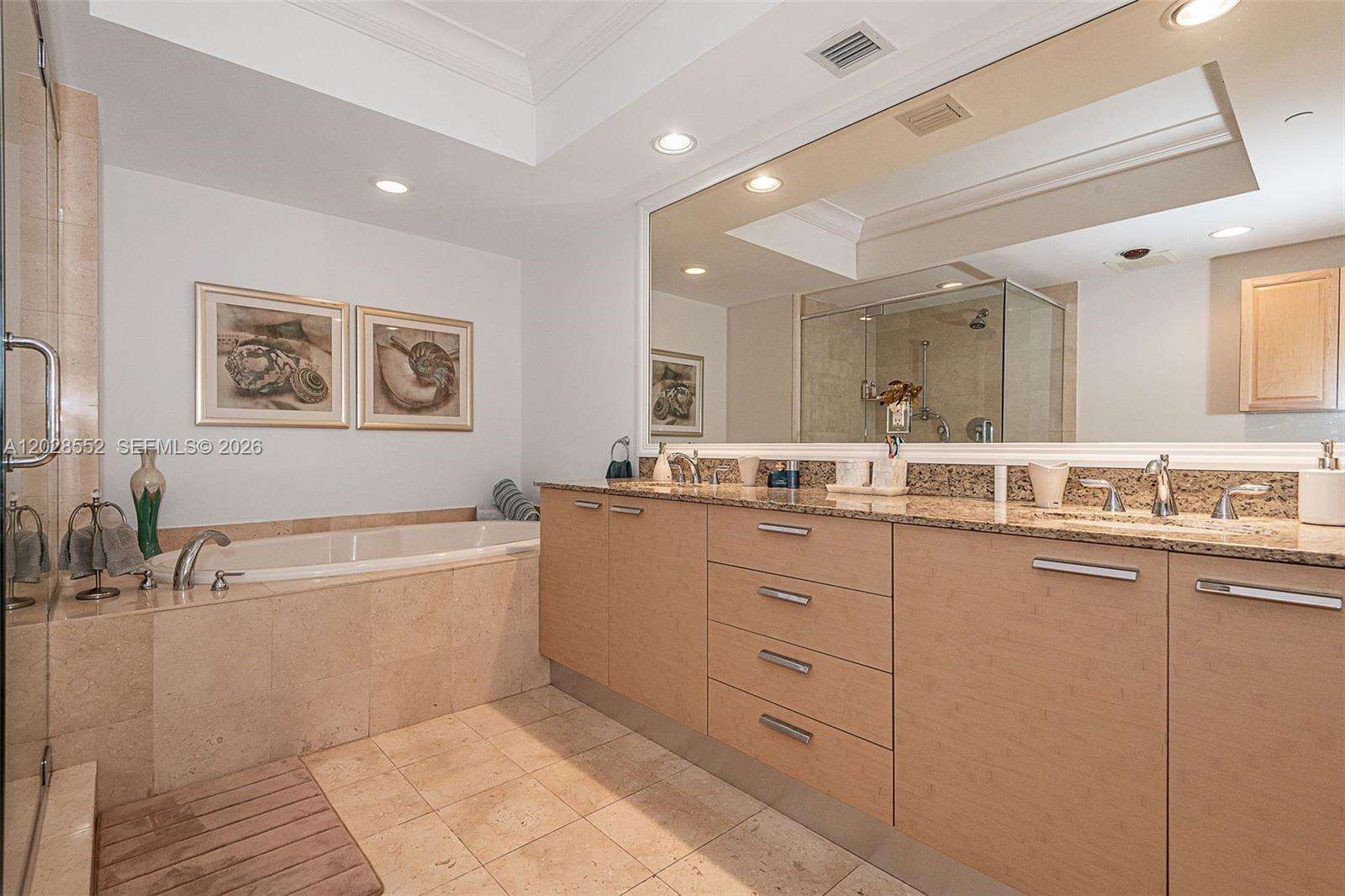 The Beach Club at 1850 Ocean Dr, Hallandale Beach, FL 33009 - For Rent photo 19
