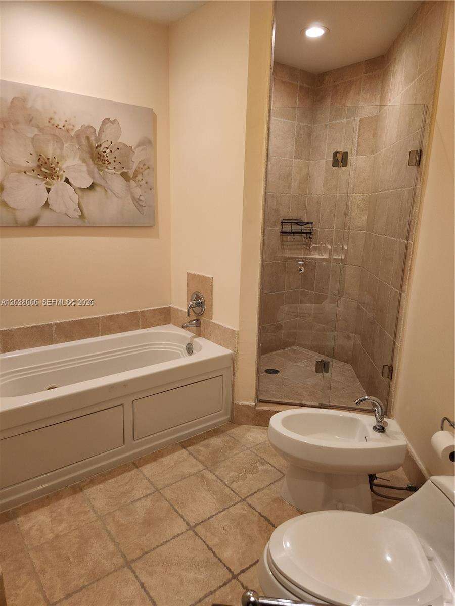 Trump Royale at 18201 Collins Ave, Sunny Isles Beach, FL 33160 - For Rent photo 15