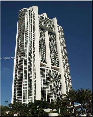 Trump Royale at 18201 Collins Ave, Sunny Isles Beach, FL 33160 - For Rent photo 31