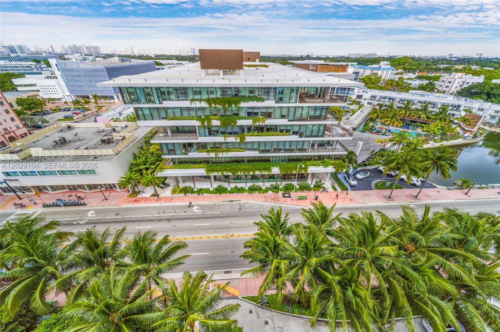 Roney Palace at 2301 Collins Ave, Miami Beach, FL 33139 - For Rent photo 1