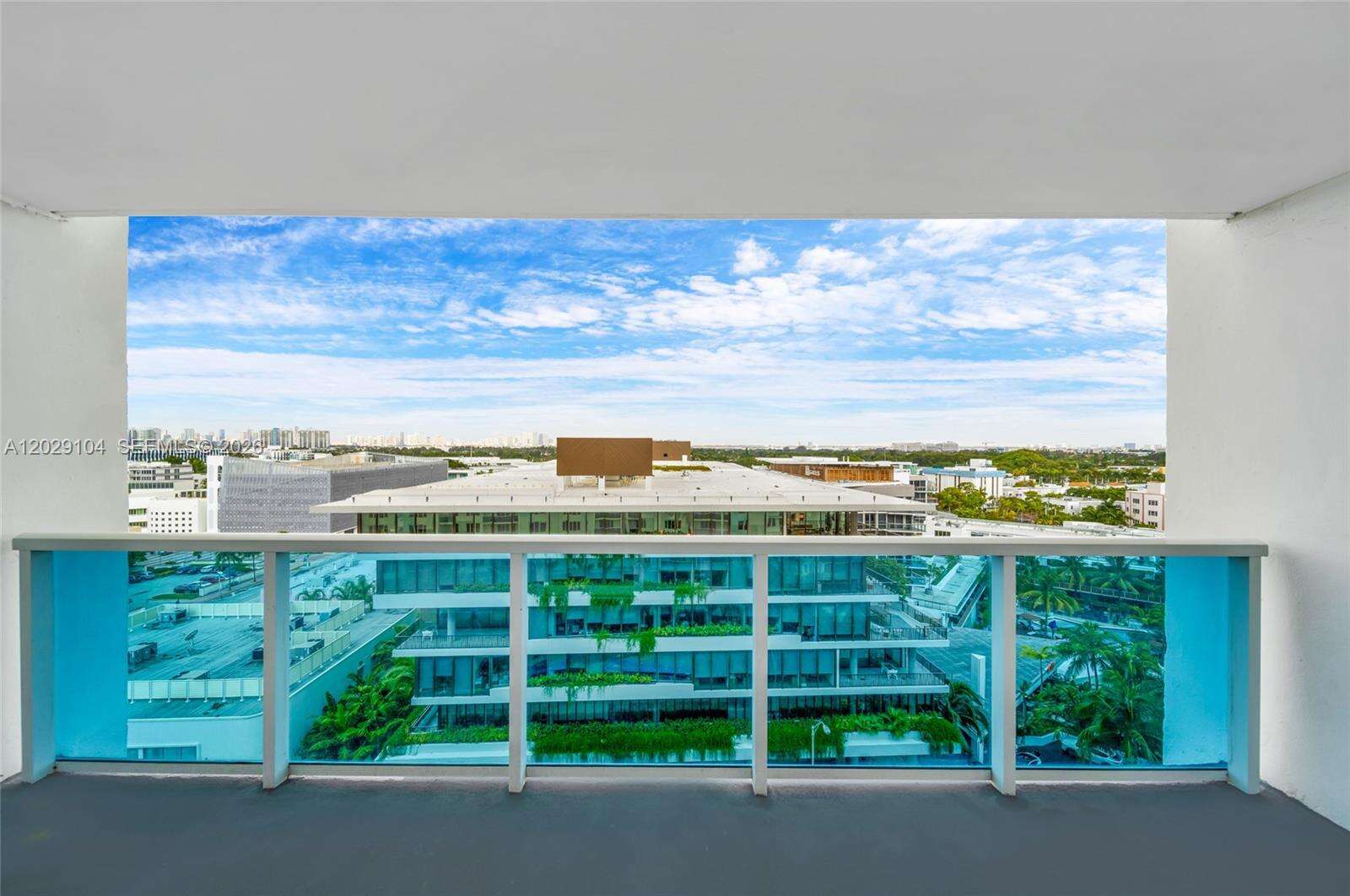 Roney Palace at 2301 Collins Ave, Miami Beach, FL 33139 - For Rent photo 2
