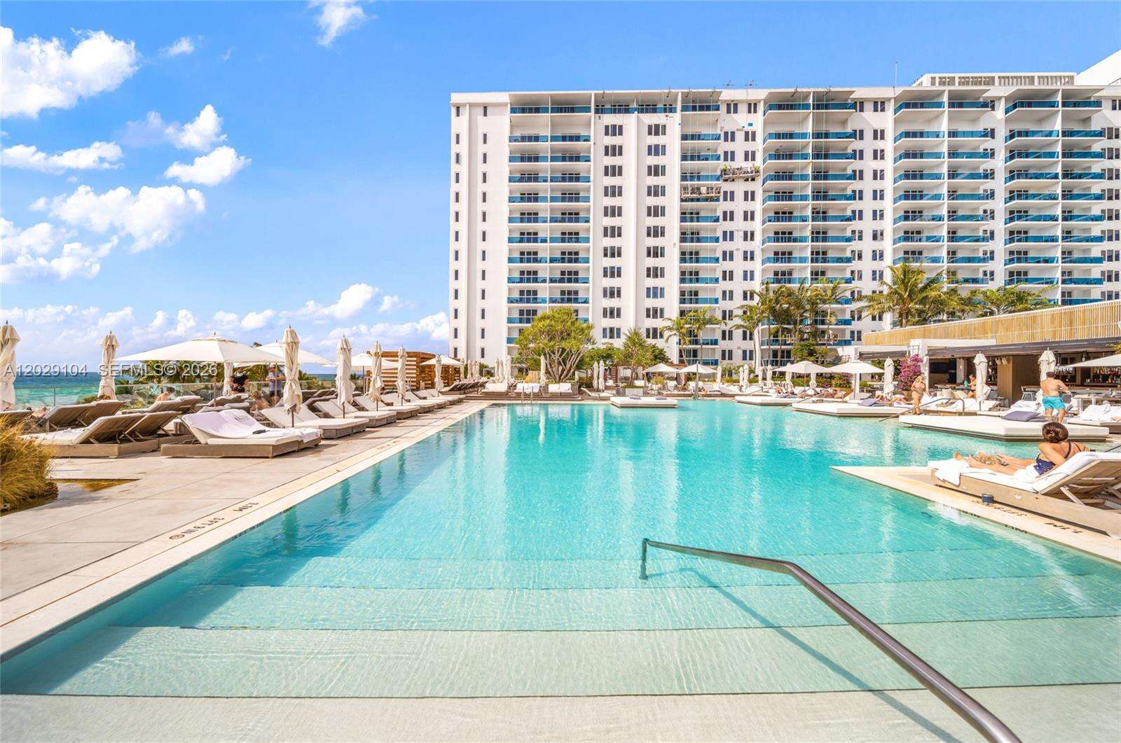 Roney Palace at 2301 Collins Ave, Miami Beach, FL 33139 - For Rent photo 26